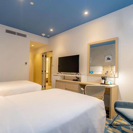 Готель Hampton By Hilton Quito La Carolina Park Екстер'єр фото