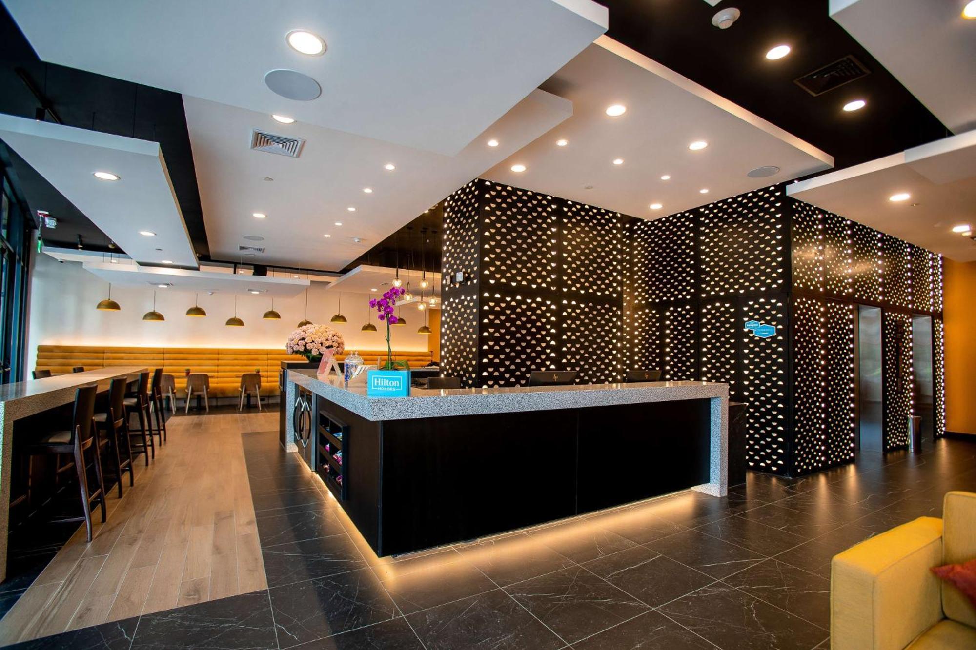 Готель Hampton By Hilton Quito La Carolina Park Екстер'єр фото